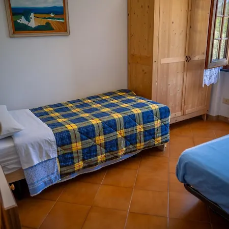 Апартаменты Le Ginestre *